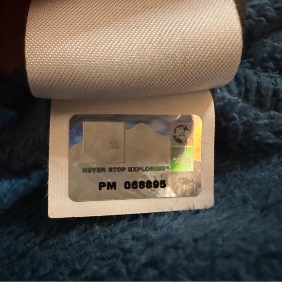 The North Face Helata 3-1 Triclimate Coat 
Pink/Teal Women’s Small - Picture 8 of 14